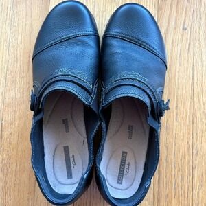 Clarks Cushioned Black Leather Comfort Loafers Women's 9.5